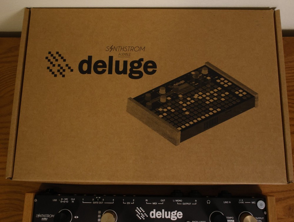 Synthstrom Audible Deluge DE-01 -Synth, Sampler and Sequencer -MINT- DeckSaver