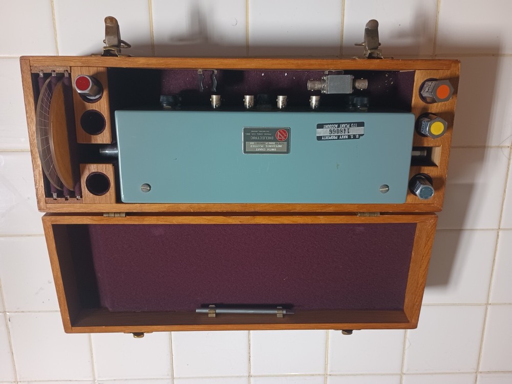 Dielectric Smith Chart Impedance Plotter 2000P