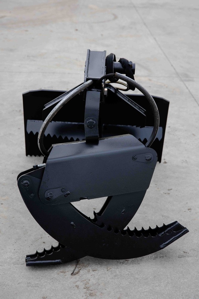 Mini Bobcat Log Grapple - Manual Rotation