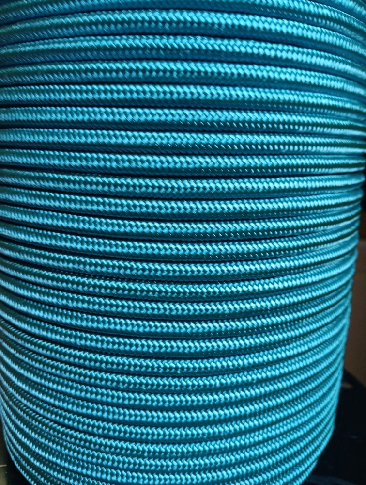 1/4 x 200 ft. Stiff Braid Polyester Halter Rope. Light Blue . Made in USA