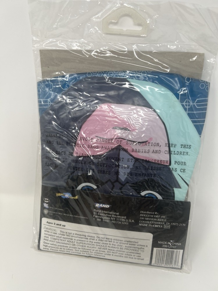 NEW In Package DC Comics Dark Knight BATMAN Split Ring Inflatable Float for Pool