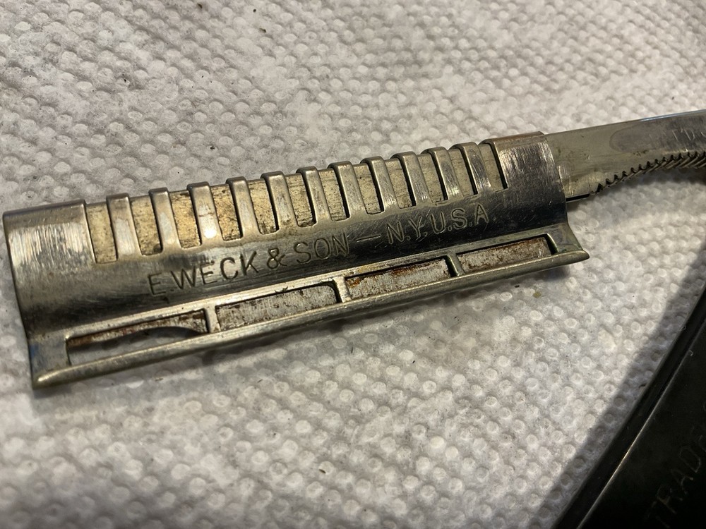 E Wreck & Son Razor Trade Sample