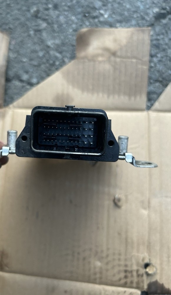 Nissan Versa Transmission Module 1.6 Automatic 310F6 5RD0A