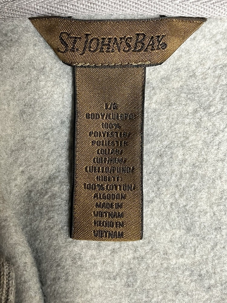 Saint John's Bay Sweater - Large- Men’s.