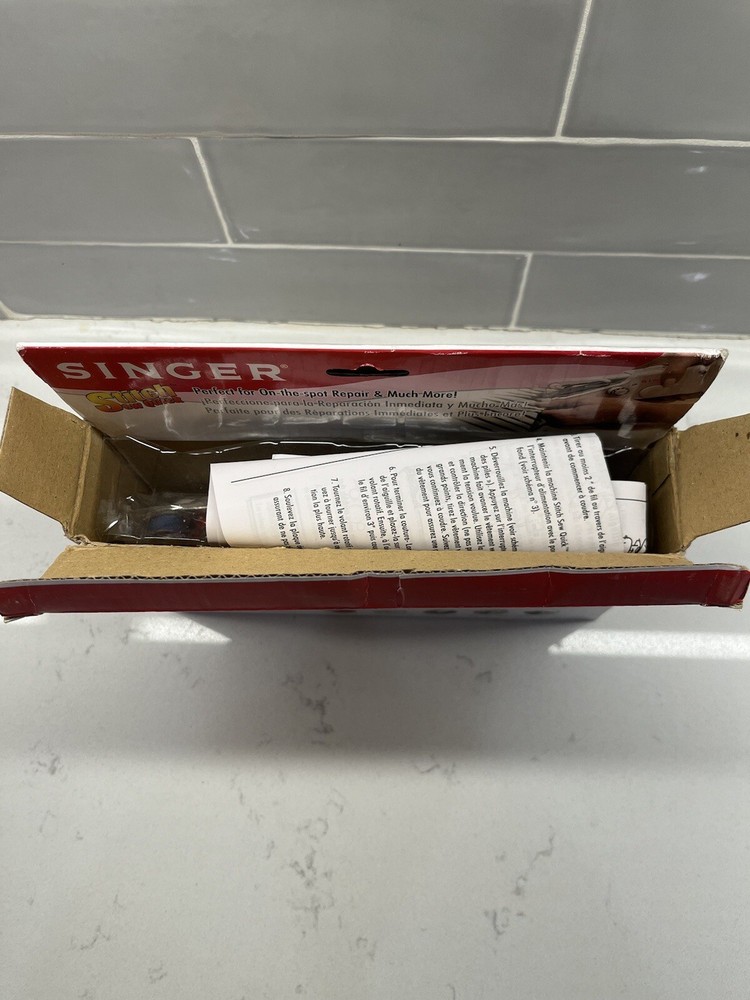 Singer Stitch Sew Quick Mechanical Sewing Machine With Box