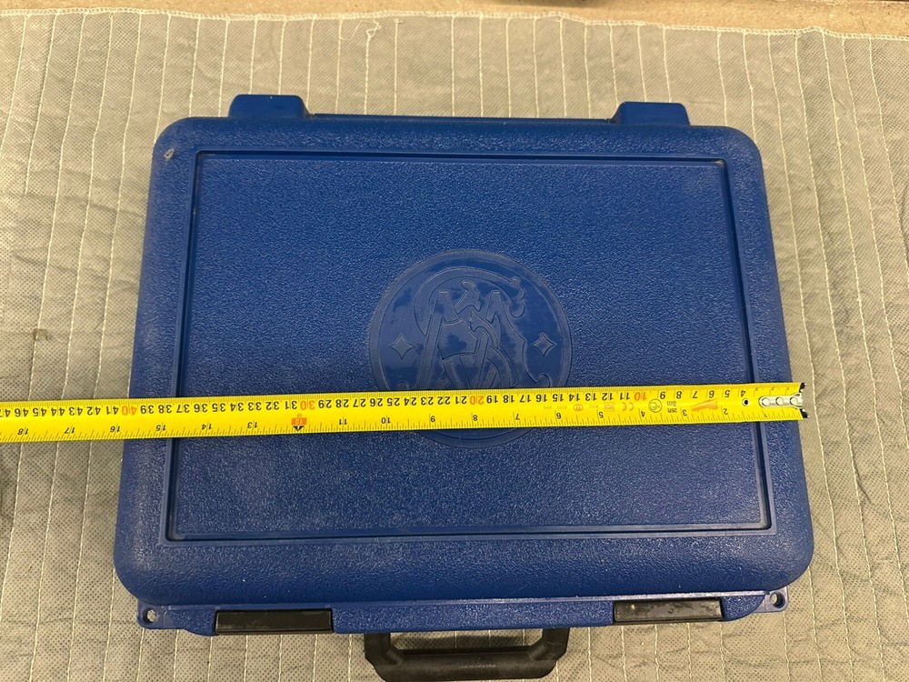 smith and wesson pistol gun case