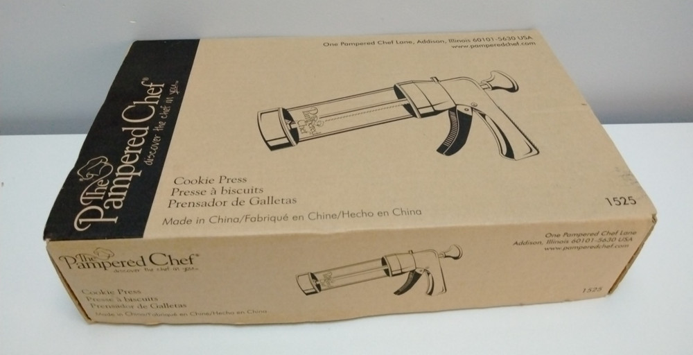 Pampered Chef Cookie Press 1525 Retired w 16 Discs Complete w Box