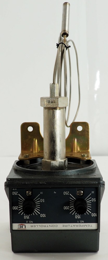 United Electric Controls Temperature Controller E302-2BSB 30 - 250F