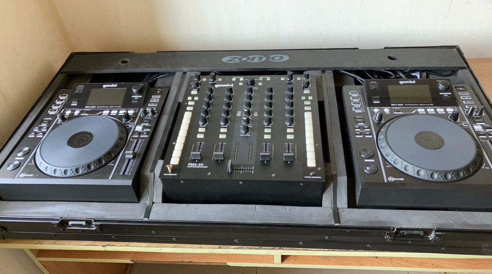 1pcs Gemini mdj900 DJ Turntable , pmx-20