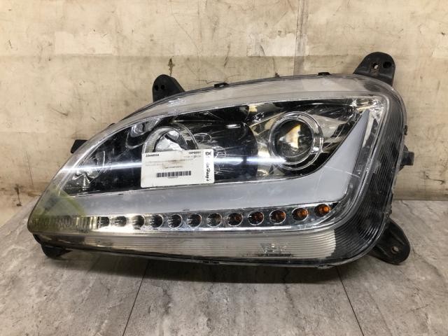 2012-2021 Peterbilt 579 Left/Driver Headlamp - Used