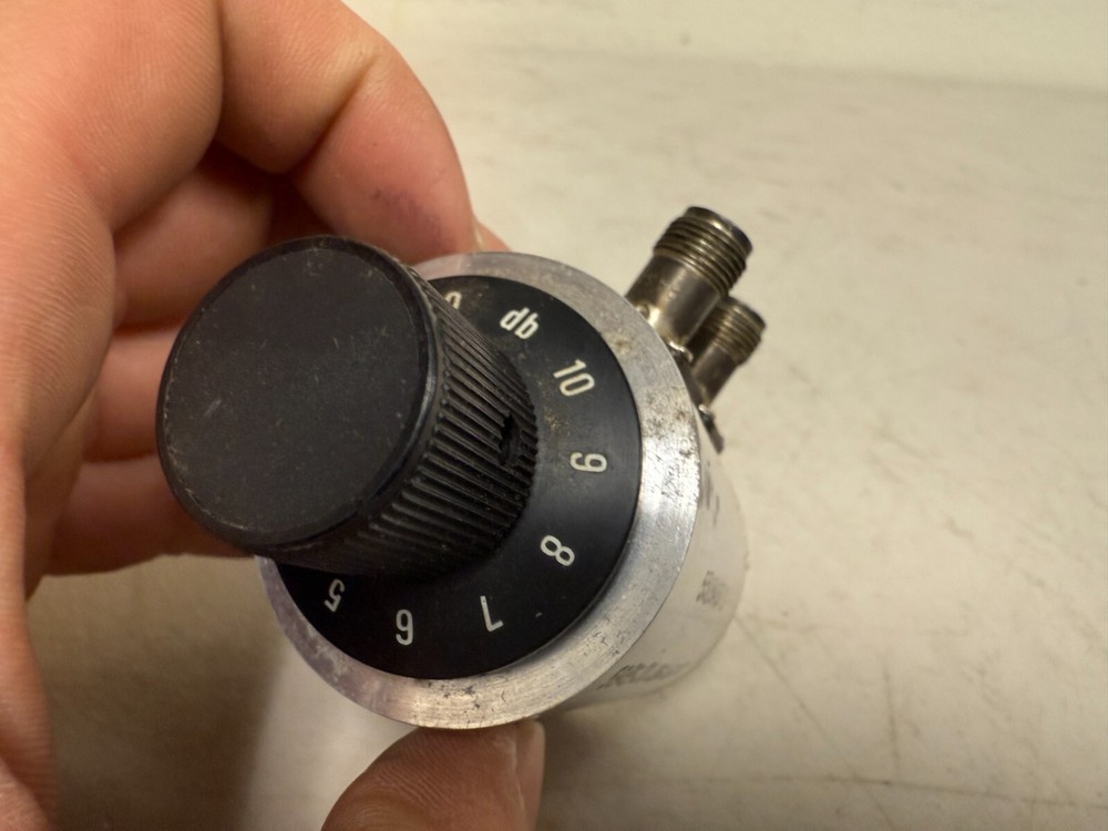 Texscan RA-532 Variable Attenuator DC–1GHz 0–1dB – Good Condition