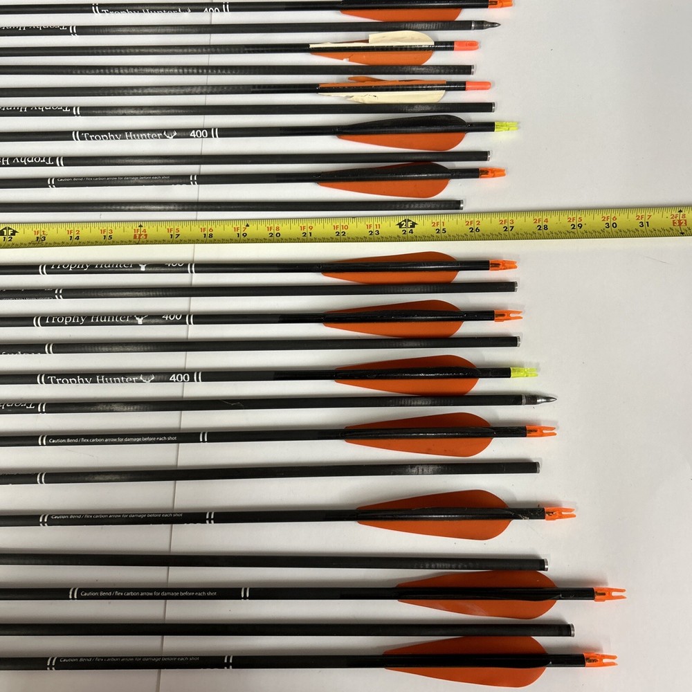 23 Archery Arrows - Trophy Hunter 400 - Item 526