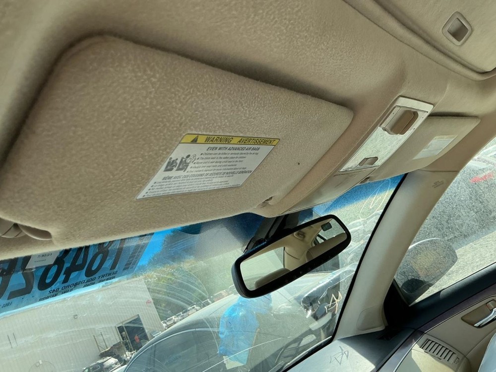 AVALON 2011 Glove Box 5021925