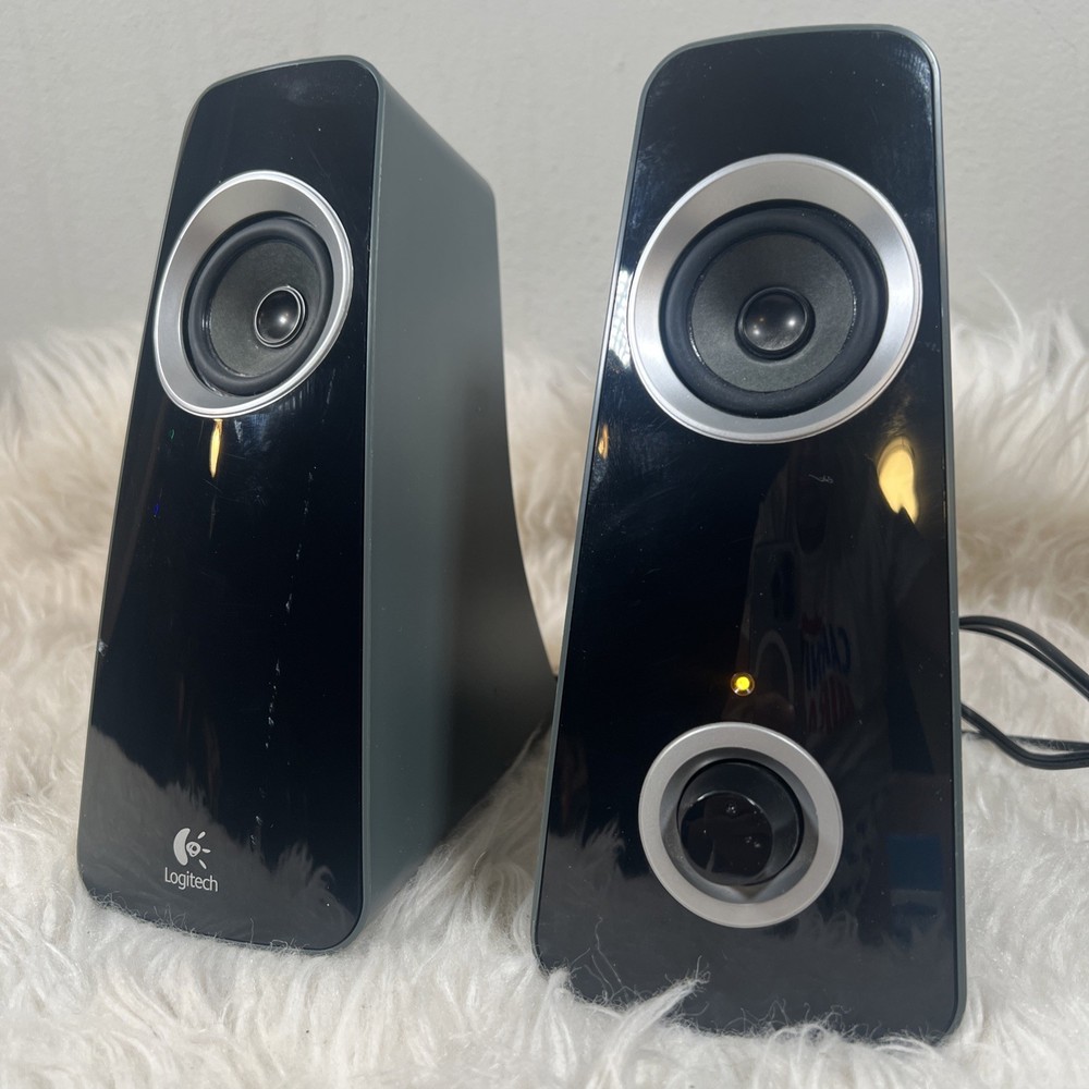 Logitech Z320  Desktop Speaker System Stereo Black/Silver AC Tested Works