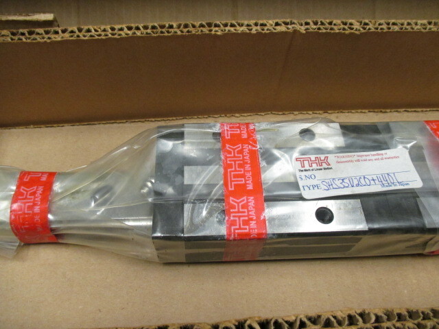 THK SHS35V2C0+440L Linear Bering new