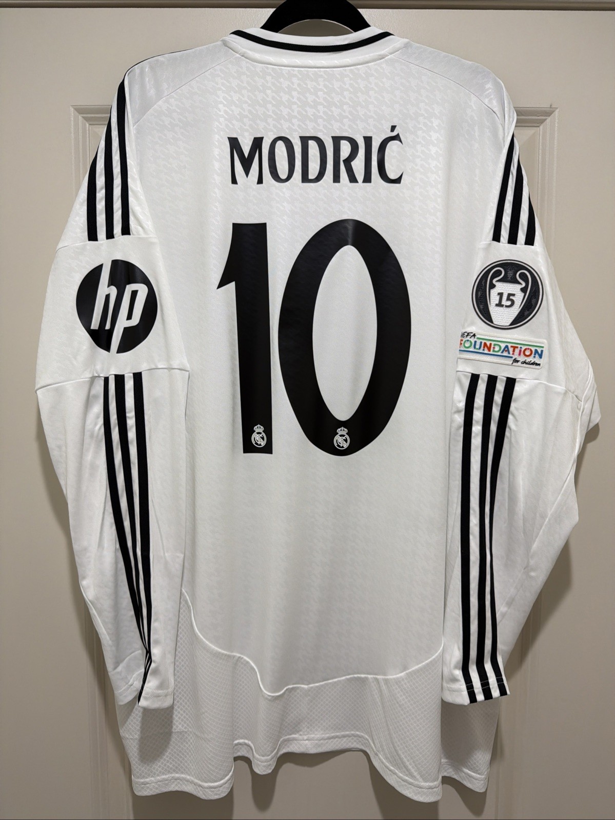 Modric #10 Mens 2XL Adidas Real Madrid UCL Home Fan Jersey