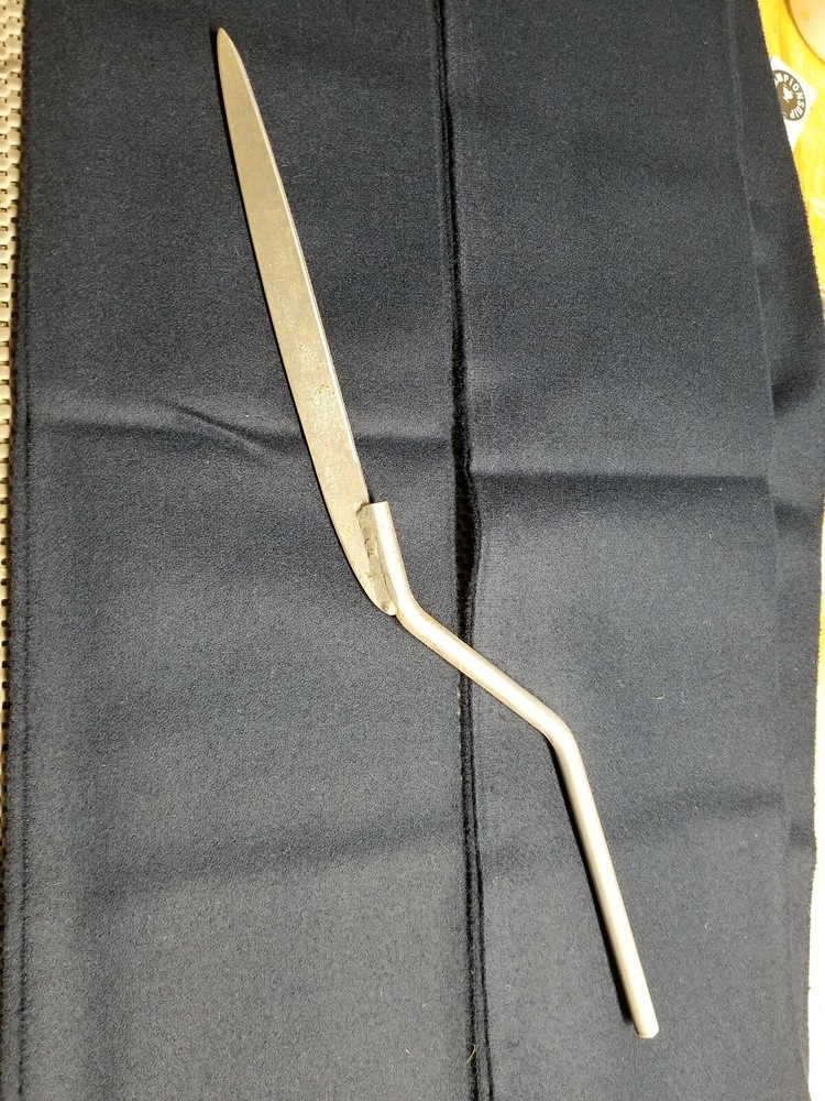 Pool Table Rail Featherstrip Puller Tool