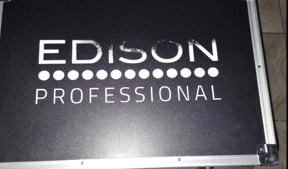 Edison Professional Scratch 3000 MKII Dual CD/USB/MP3 Player with Hard Case