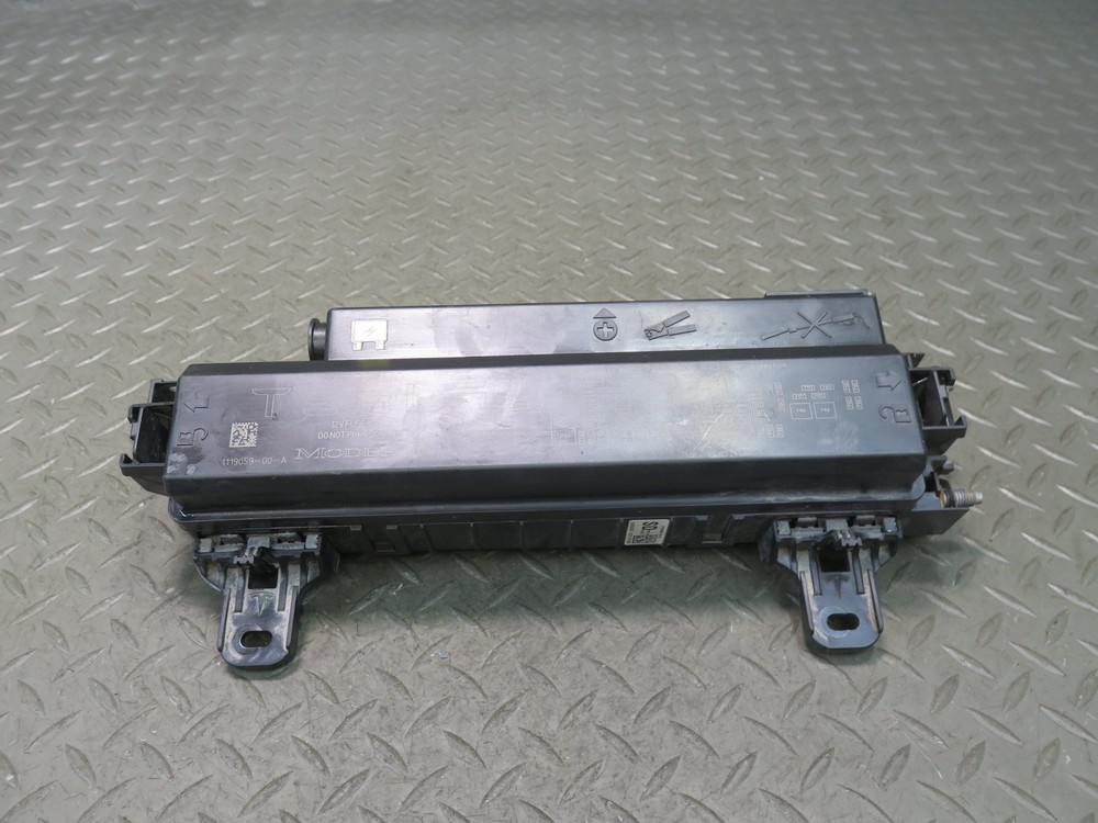 2016-2019 TESLA MODEL S 75D FRONT TRUNK FRUNK FUSE RELAY BOX MODULE UNIT