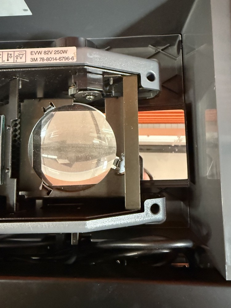 3M 2000 AG Overhead Projector Briefcase Portable Transparency TESTED