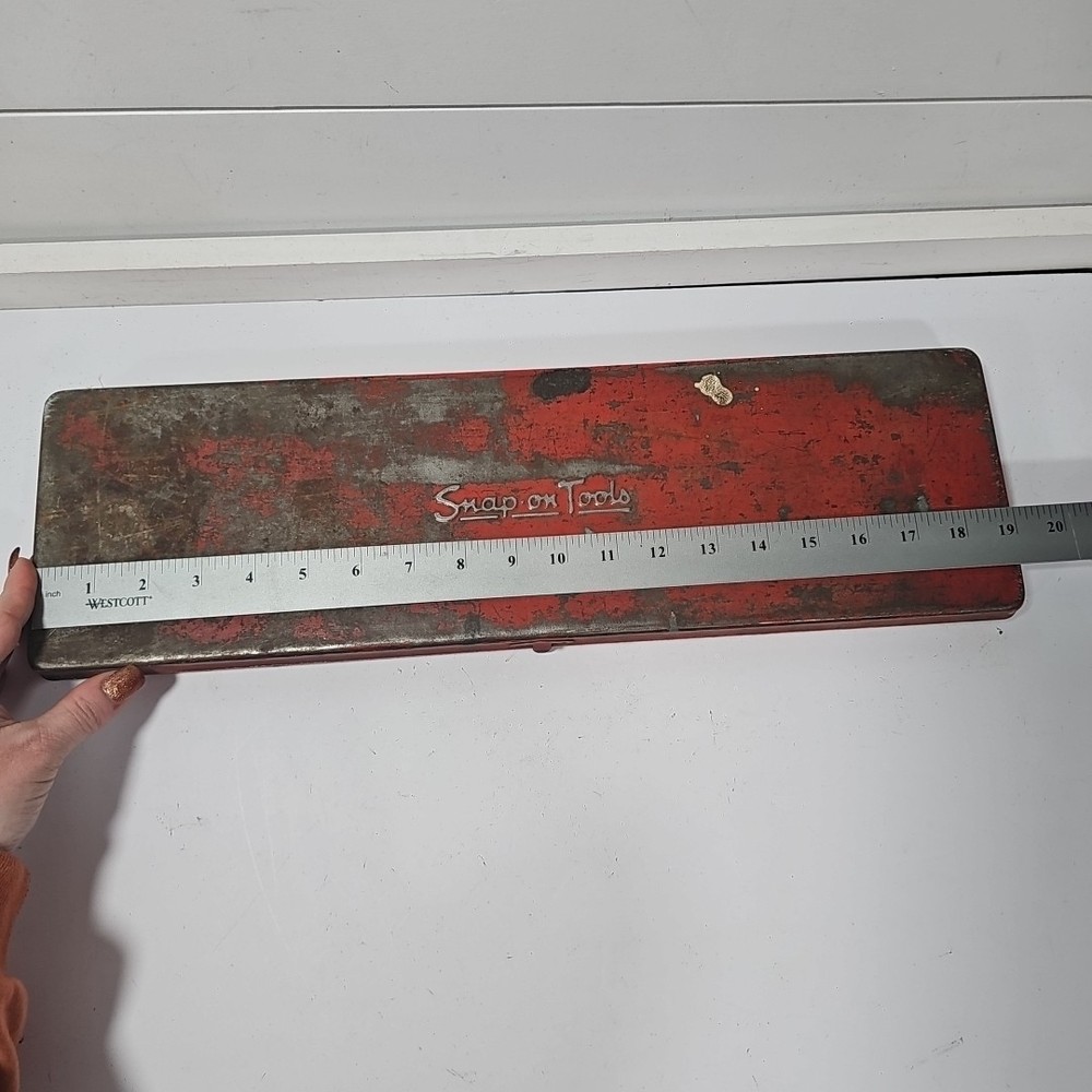 Vtg Snap On Tool Box Red Metal Tool Case Box
