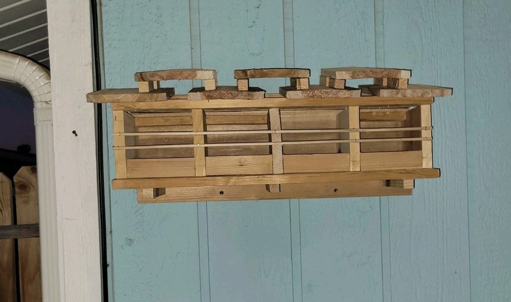 Sparrow Nesting Box with 4 compartments