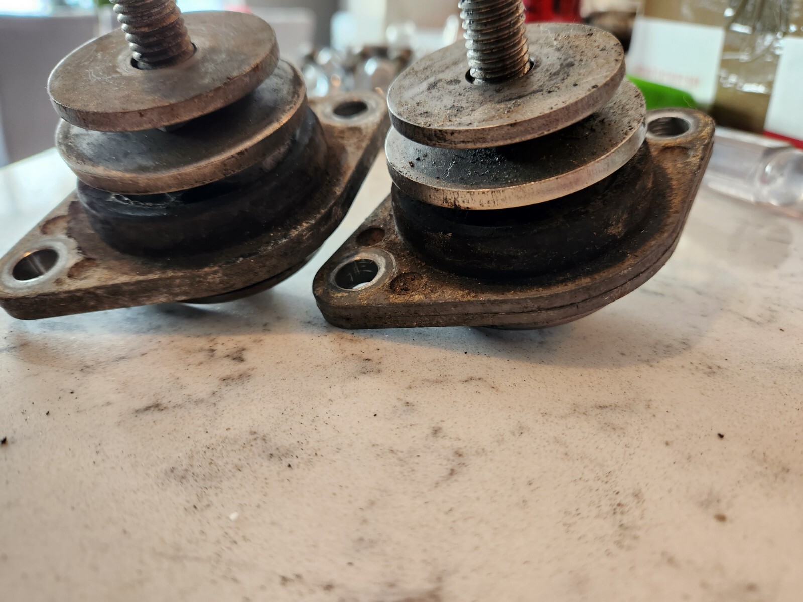 Volvo Penta DP-SM SX-M Rear Engine Mounts 3857439 PAIR OF MOUNTS