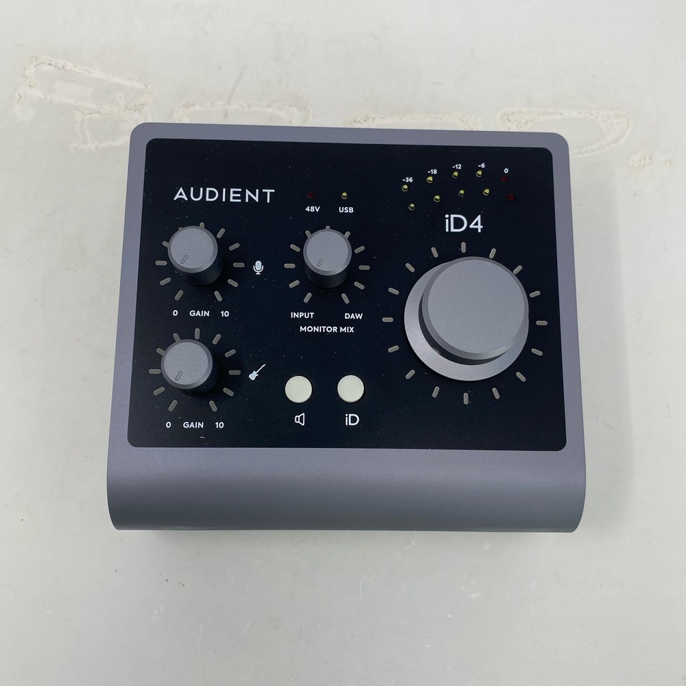 Audient iD4 MKII USB-C 2x2 Audio Interface - Black