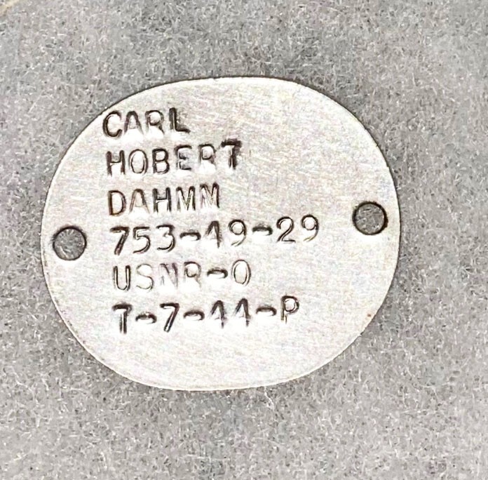 WWII USNR Carl Dahmn T-44 Single Dog Tag