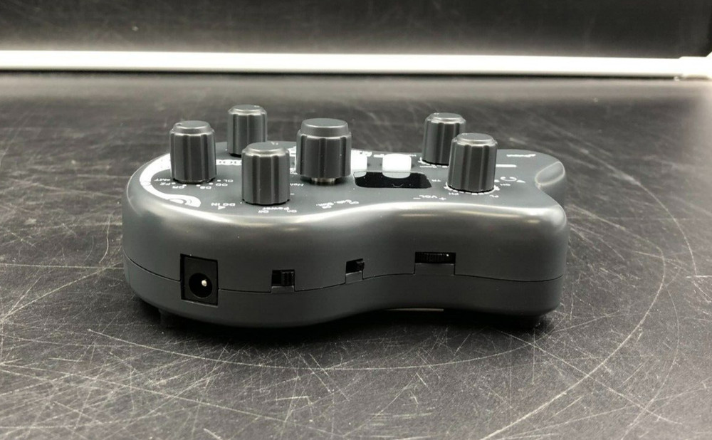 Ammoon Pockrock Portable Guitar Multi-Effects Processor Pedal Black in Box