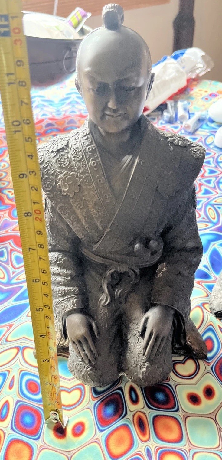 Set Of “Bronze Statues” Japan