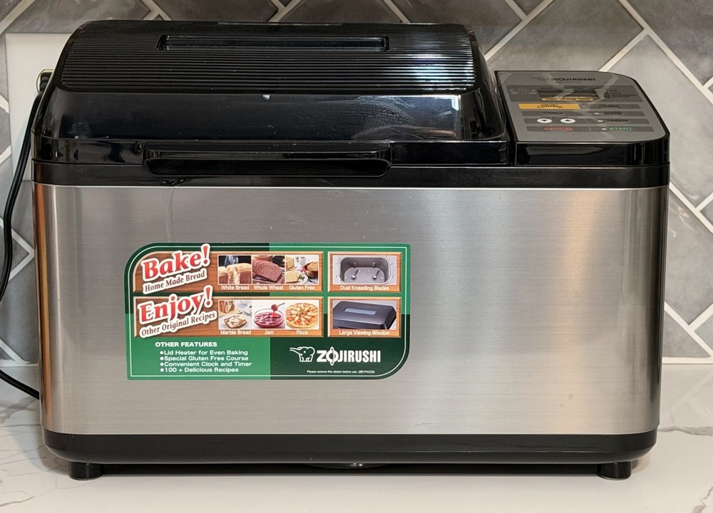 Zojirushi BB-PAC20 Automatic Bread Maker – Black/Stainless 2lb Loaf