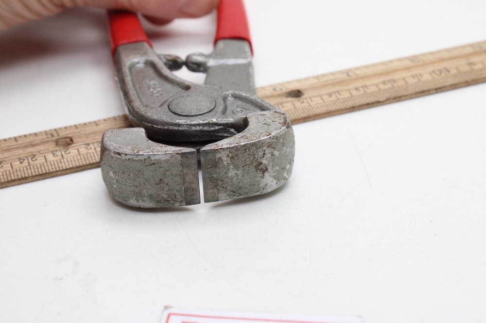 Unbranded 10" RED Rubber Handle Forge Nipper Tool