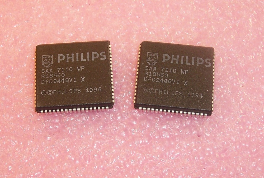 QTY (2) SAA7110WP PHILIPS PLCC-68 ENHANCED VIDEO PROCESSOR NOS