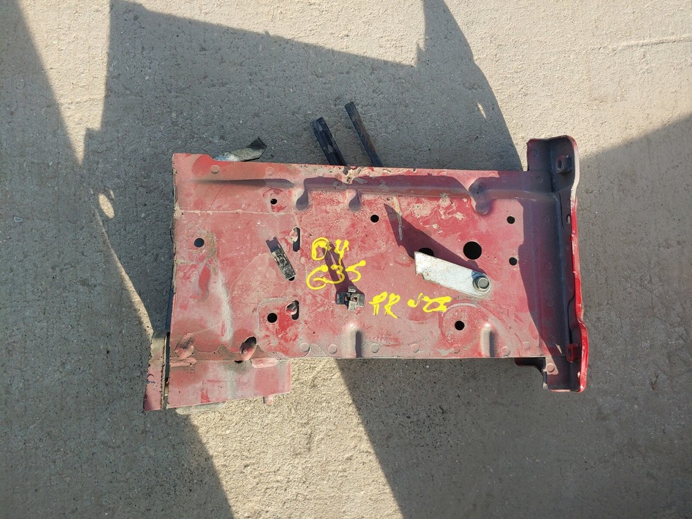 2004 Infiniti G35 Coupe Passenger Right Frame Rail