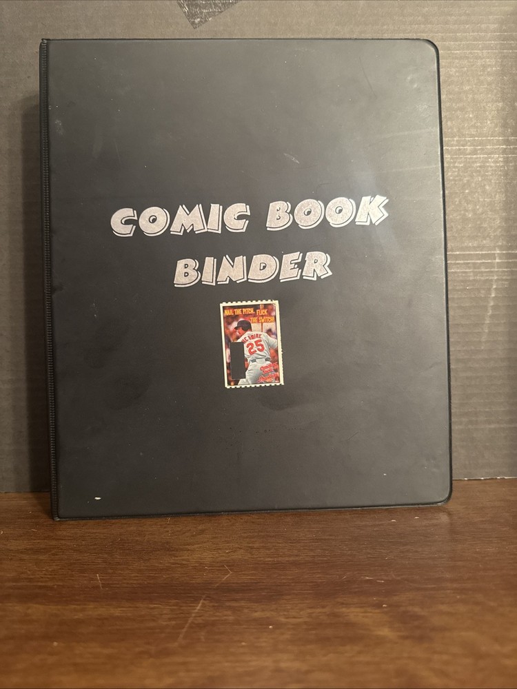 Comic Book Storage Binder With 11 Comics