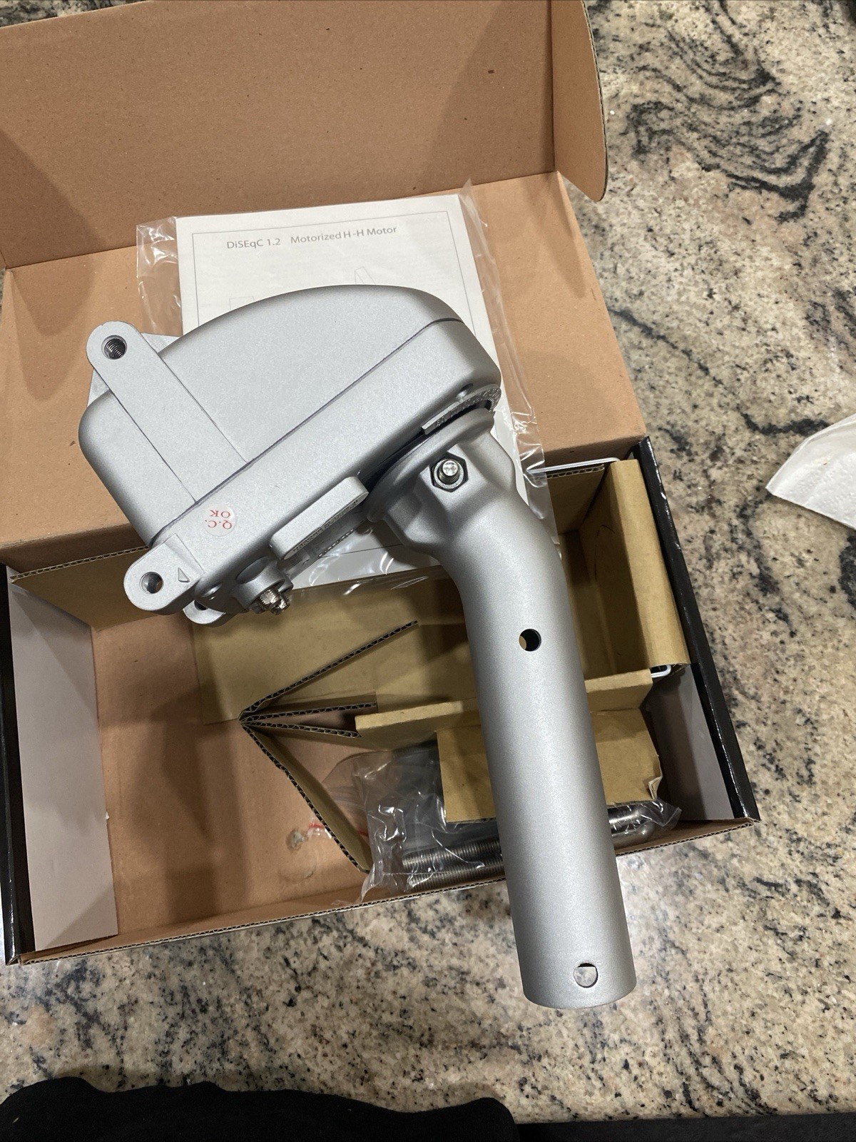 ORIGINAL MOTECK SG-2100 SATELLITE DISH MOTOR HH SG2100 MOTORIZED FREE TO AIR