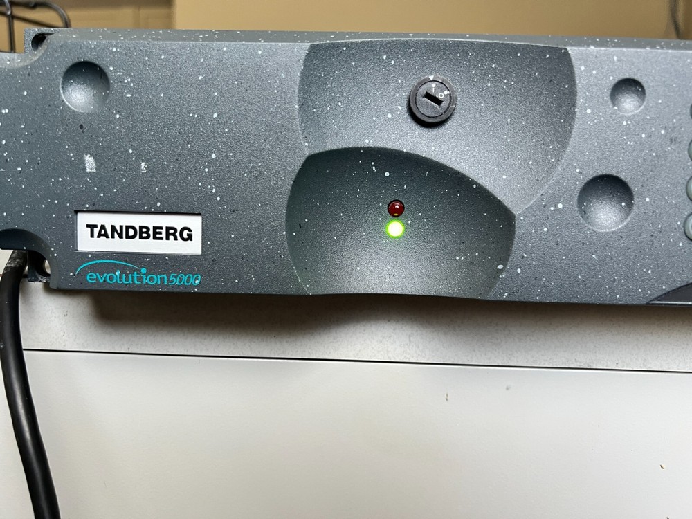 TANDBERG Evolution 5000 E5780 Encoder w/ Power Cord