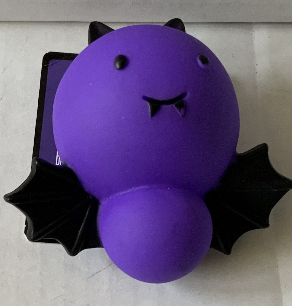 Pet Squeaker Toy Bat