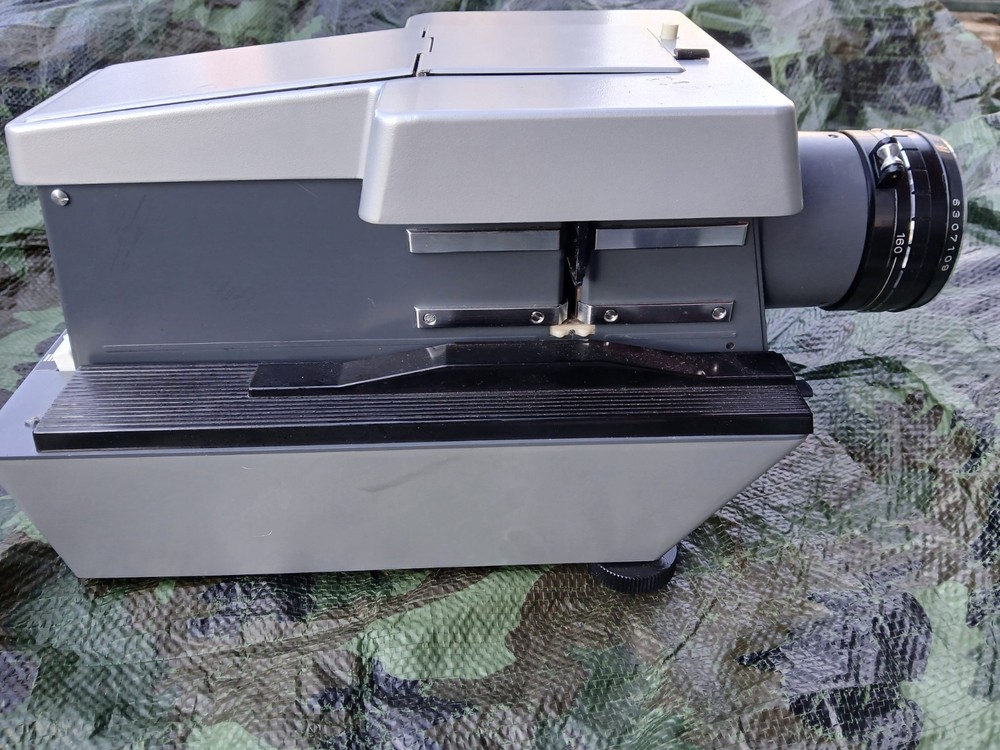 Rollei Universal Projector # P 11