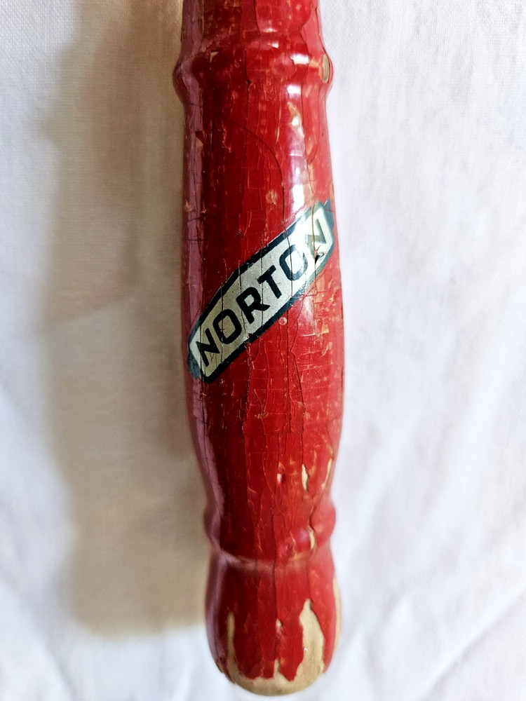 VINTAGE 9” NORTON FILE WITH HANDLE