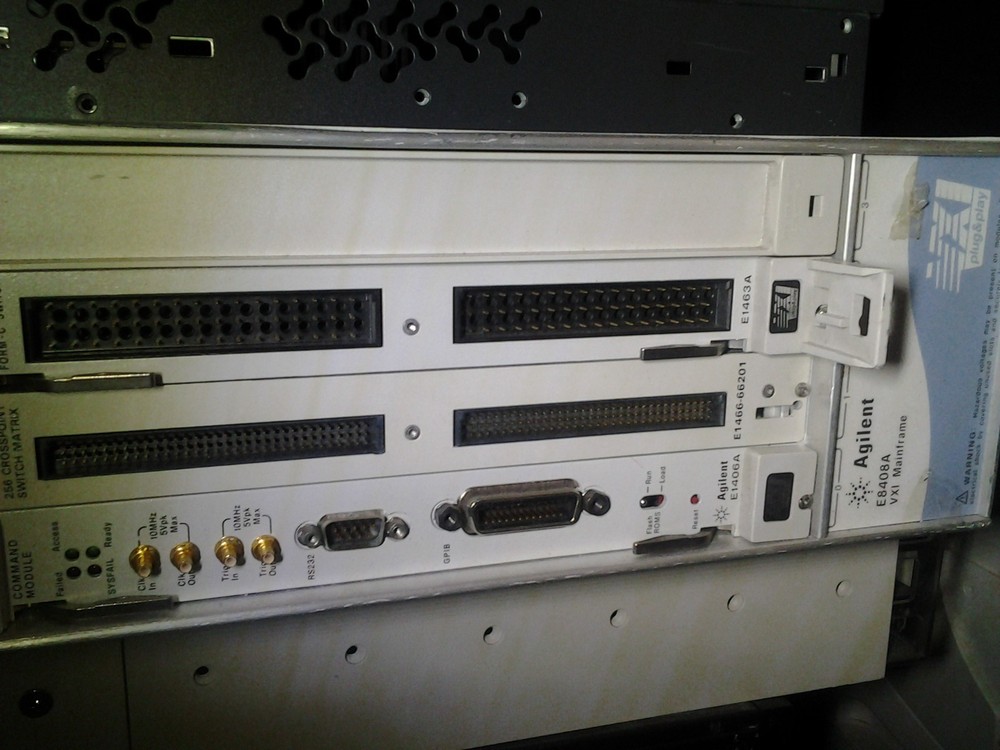 AGILENT E8408A VXI MAINFRAME E1406A , e1466-66201 , E1463A test equipment SHIPPI