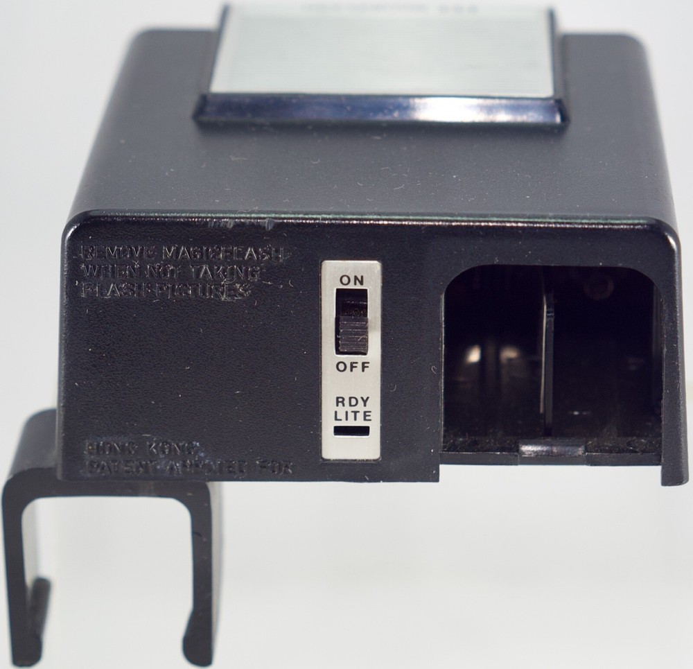 ITT MagicFlash Electronic Flash EF-211 Polaroid One Step & Pronto Cameras