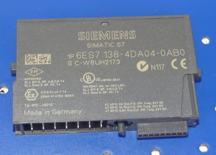 SIEMENS 6ES7 138-4DA04-0AB0