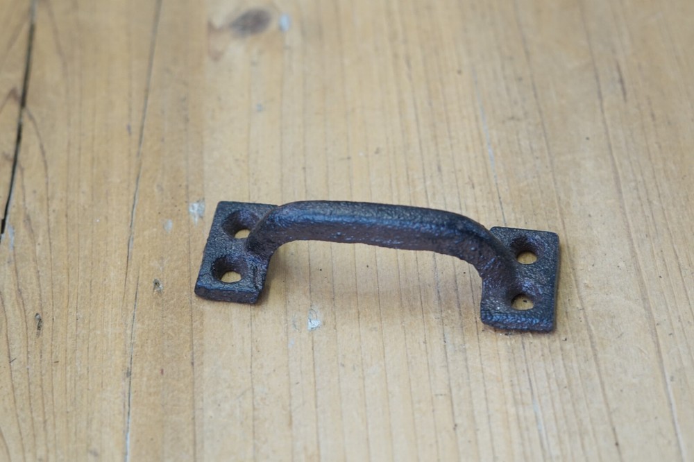 5 CAST IRON HANDLES RUSTIC DRAWER PULLS SMALL 3 5/8" LONG HOME KITCHEN WINDOW