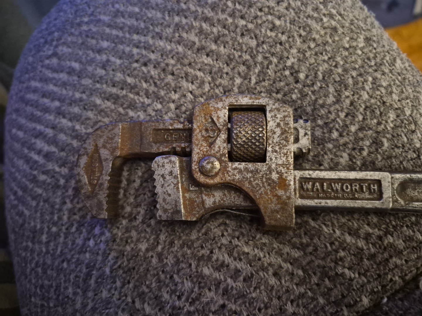 VINTAGE GENUINE 8" WALL WORTH STILLISON MONKEY PIPE WRENCH. MADE IN USA .