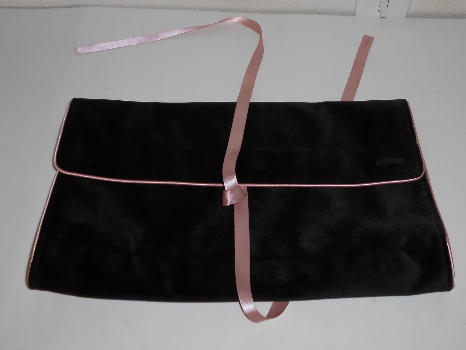 Dyson EMPTY Velvet Travel Pouch Bag Case Wrap Tie