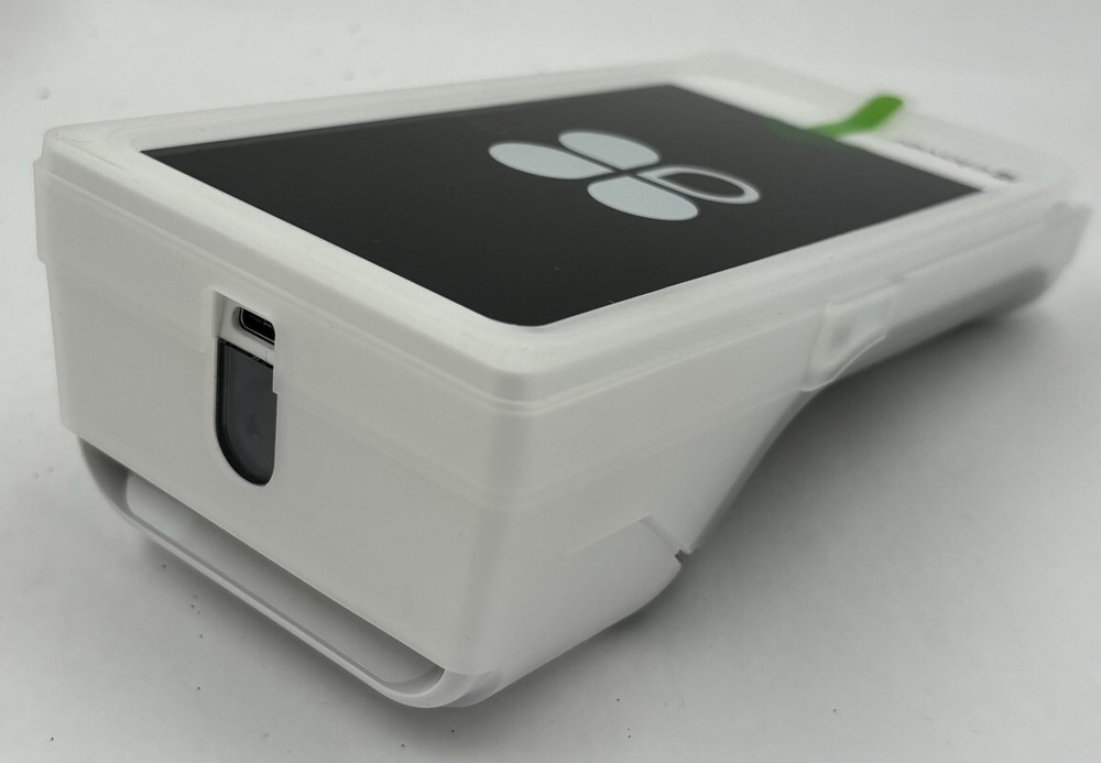 CLOVER FLEX 3 C405 1YJ6UZZ0000 HANDHELD POS SYSTEM -LOCKED
