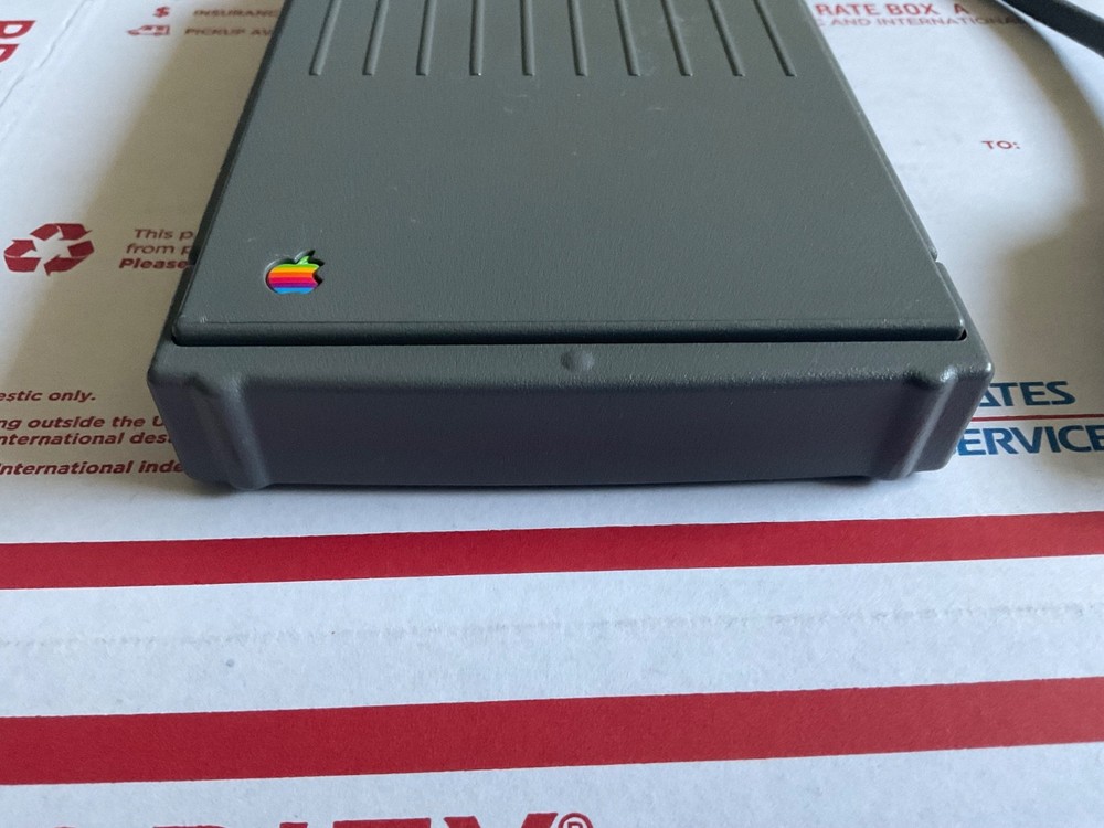 Apple Macintosh HDI-20 External 1.4MB Floppy Disk Drive -Untested