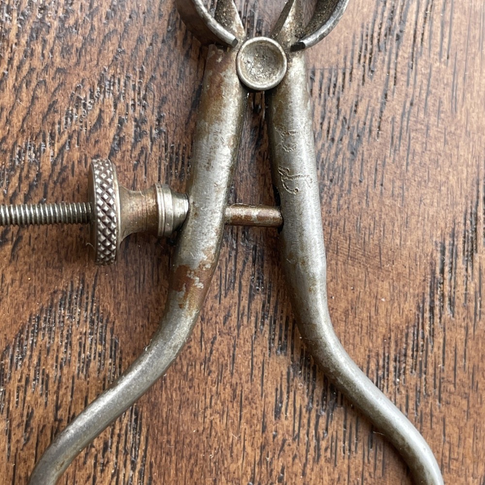 VINTAGE UNBRANDED CALIPER